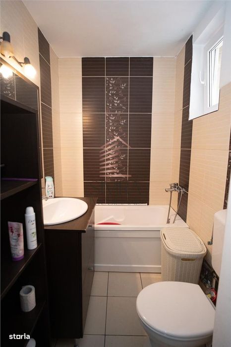 Apartament cu 3 camere, Rogerius