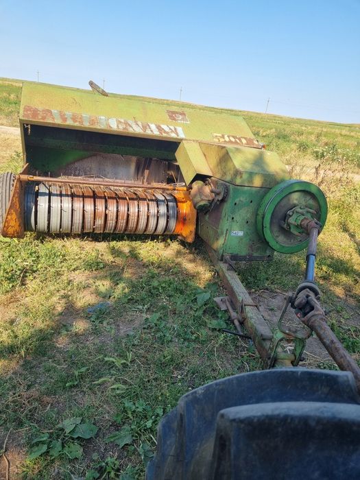 Vând presă Gallignani 5000 în stare foarte bună de funcționare