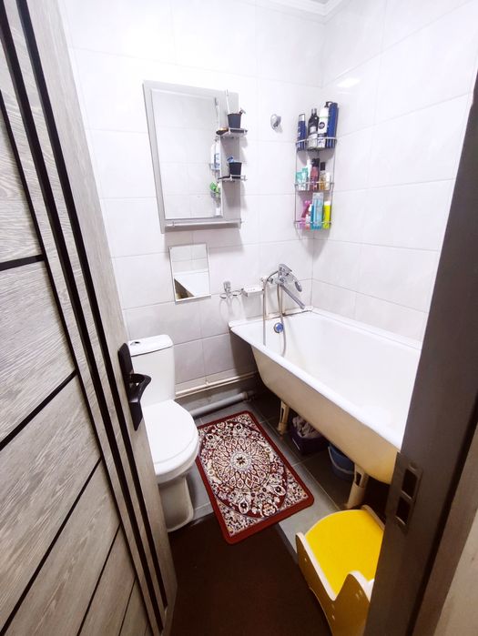 2 хоналик уй сотилмокда. Баъзи бир мебеллар колади.