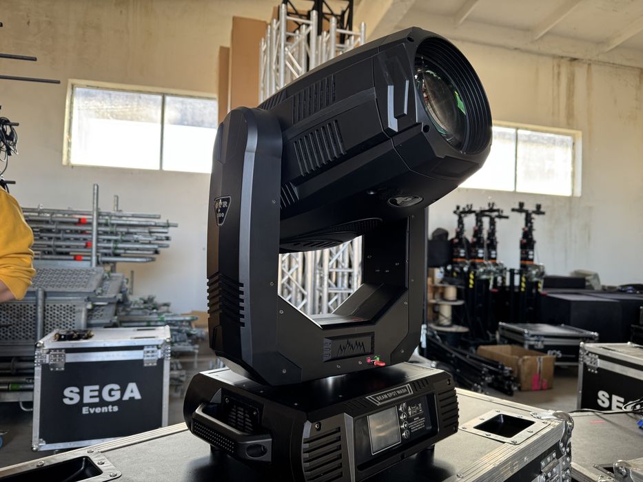 Moving head HIBRID Deliya 380W CMY ALL-IN-ONE - Robe MegaPointe, FOS