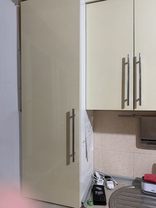 Продам кухонный гарнитур, б/у