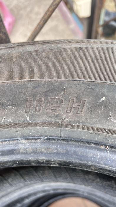 Продам Шины на внедорожник 285/50 R20