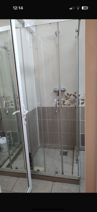 Inchiriez garsoniera