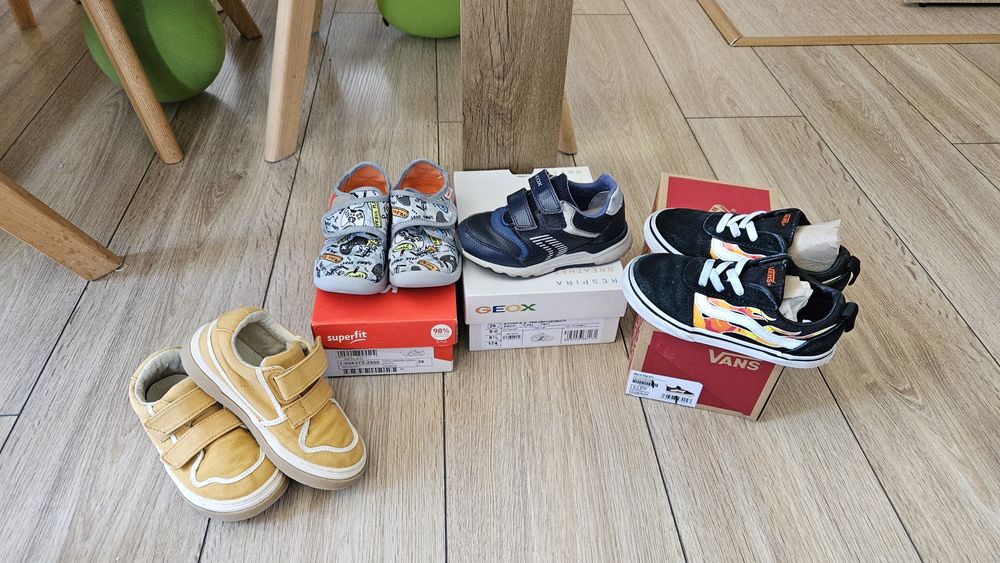 Geox 26, Van's 26, Zara 26, Superfit 26 пантофи