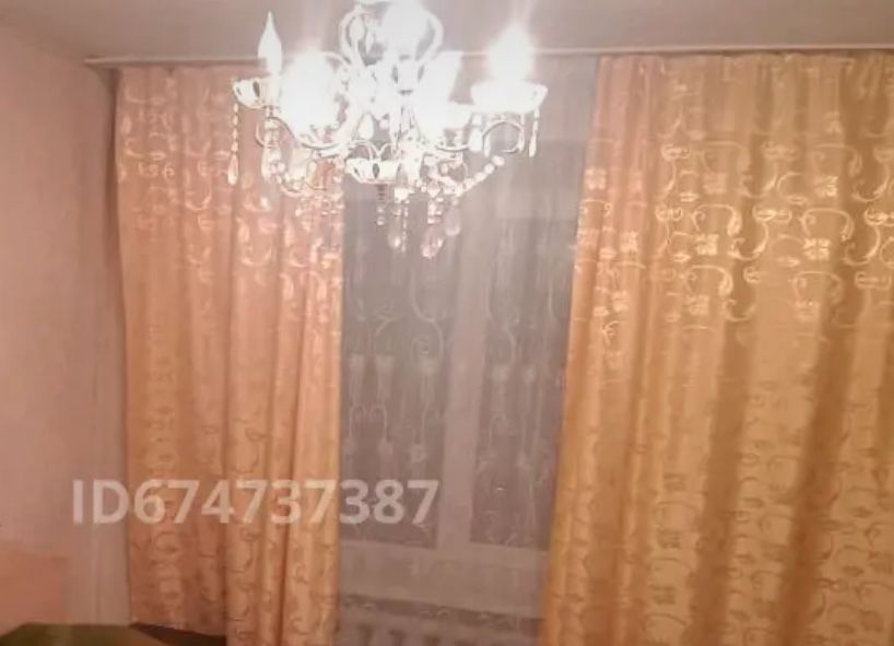 Продам тюли и накитку для кровати