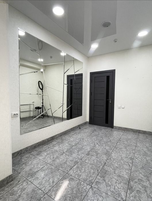 Продаю нежилое помещение