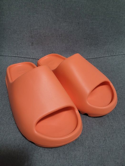 Papuci Yeezy marimea 41