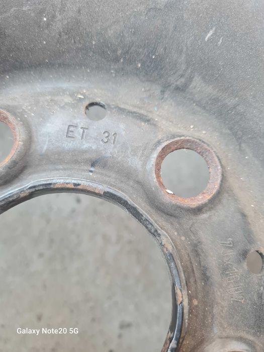 Vand 1 janta si 1 cauciuc nou Michelin primacy 3