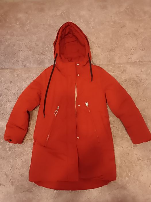 Зимний пуховик на девочку