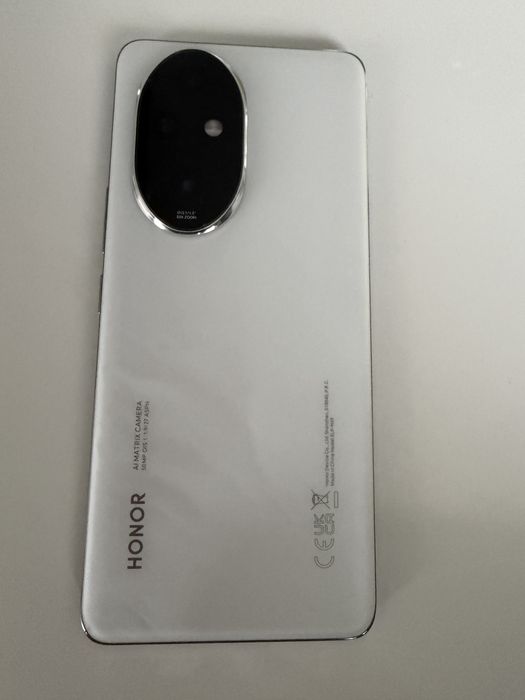 Honor 200 pro