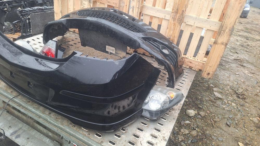 Bara fata far capota triple bara spate opel astra h gtc opc