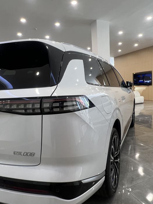 Dongfeng 008 Gibrid 2025 max