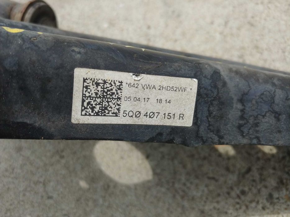 brat bascula stanga fata 1.6 tdi fata audi a3 8v 5q0407151r