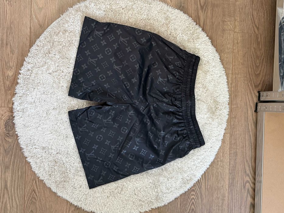 Louis Vuitton LV бански шорти НОВО XL