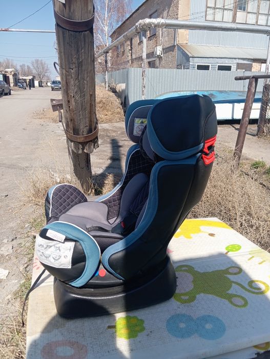 Продам детское автокресло