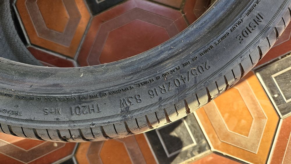 Шины 205 / 40 / 16