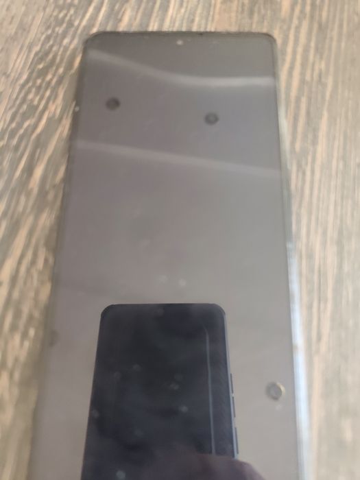 Xiaomi 11T pro  + зарядно към него