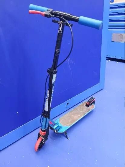 Trotinetă cu Suspensie şi Frână pe Ghidon Mid - (SecondHand) Decathlon