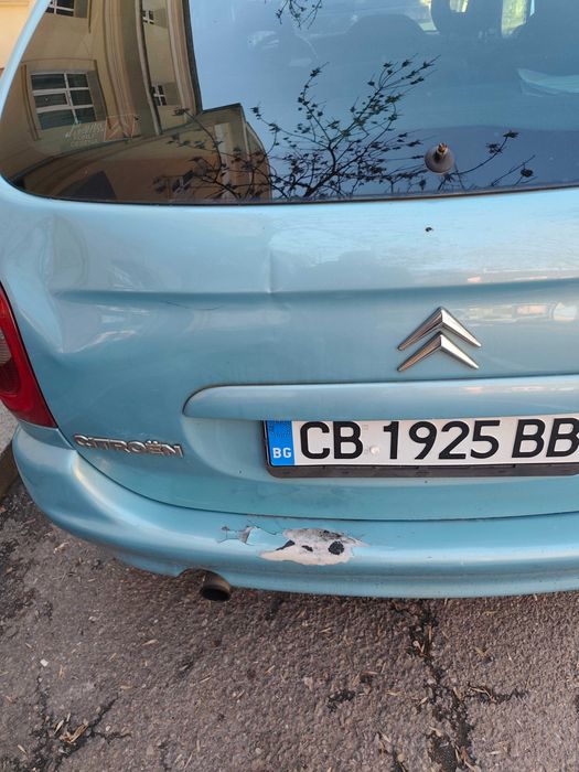 Автомобил Ситроен Ксара Пикасо
