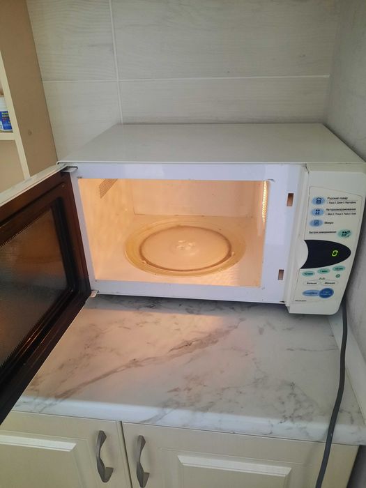 Микроволновку LG