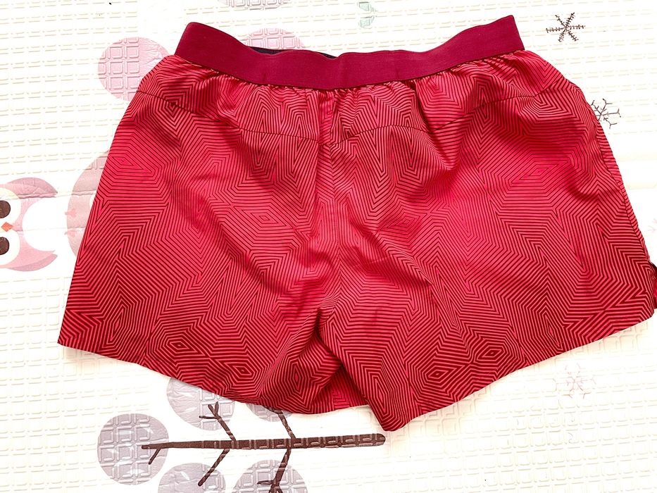 Спортен екип ASICS