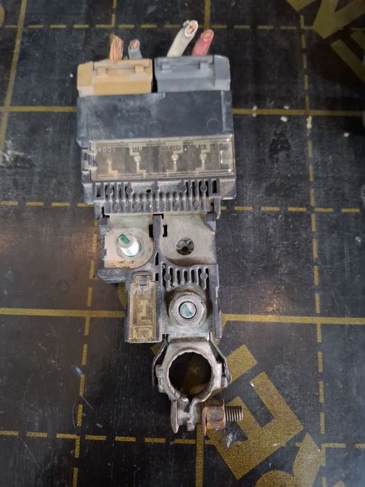 Плюсова клема Nissan Murano / Нисан Мурано 2005г.