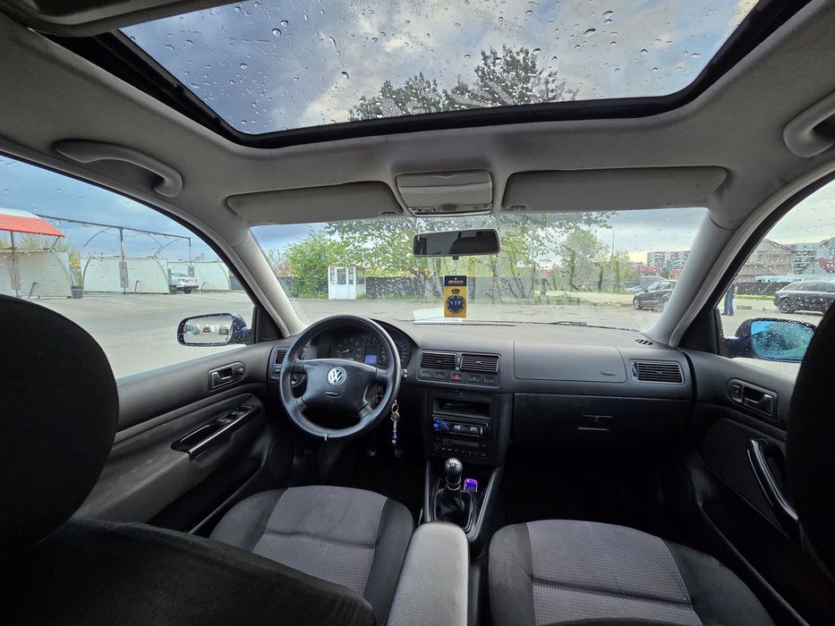 VOLKSWAGEN Golf 2002 — imagine 5