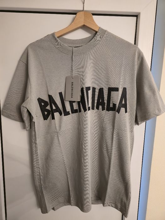 Tricou balenciaga