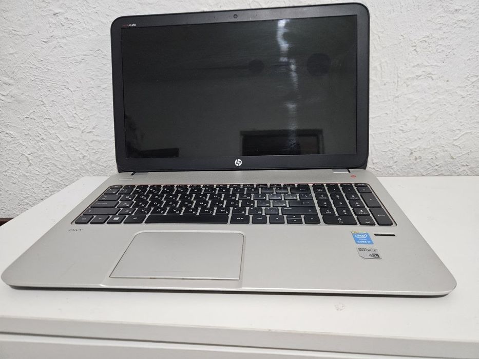 HP ноутбук i7 / 8 ГБ — рабочий