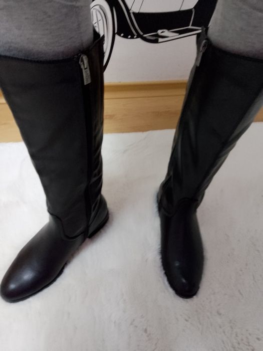 Дамски ботуши номер 37