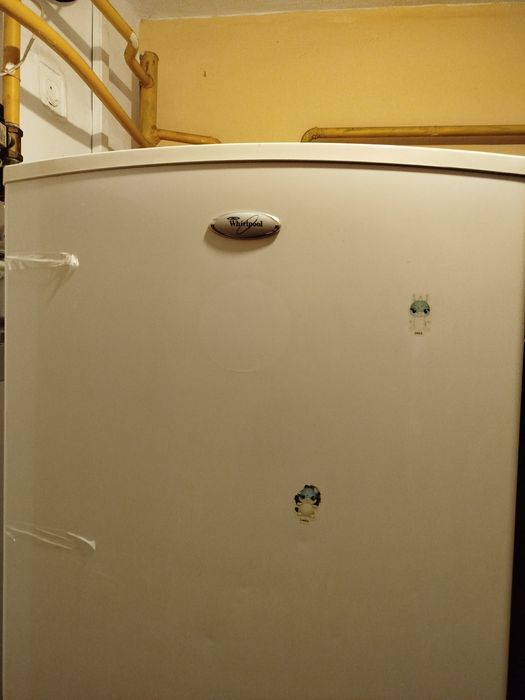 Vind combina frigorifica Whirlpool NOU NNOUȚĂ !!!