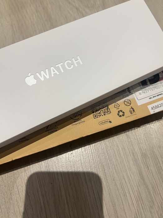 Apple Watch Series 11 42mm Natural