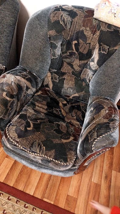 Диван с креслами