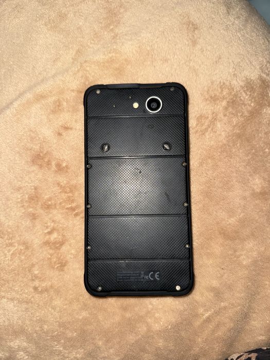 De vanzare telfon pret 1000 de lei negocabil sau schimb cu orice mai