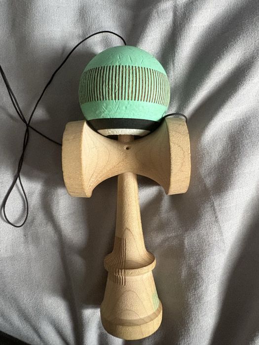 Kendama Broken Bones