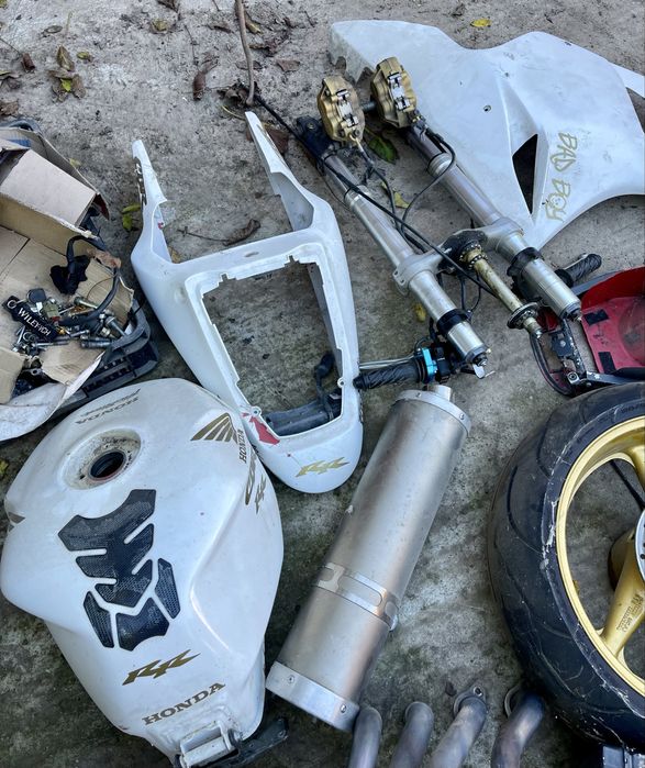 Honda 954 900rr Piese