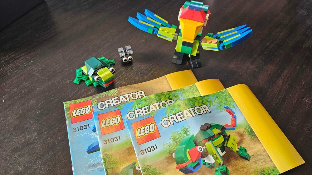 LEGO Creator 3-in-1 Animale din pădurea tropicală 31031