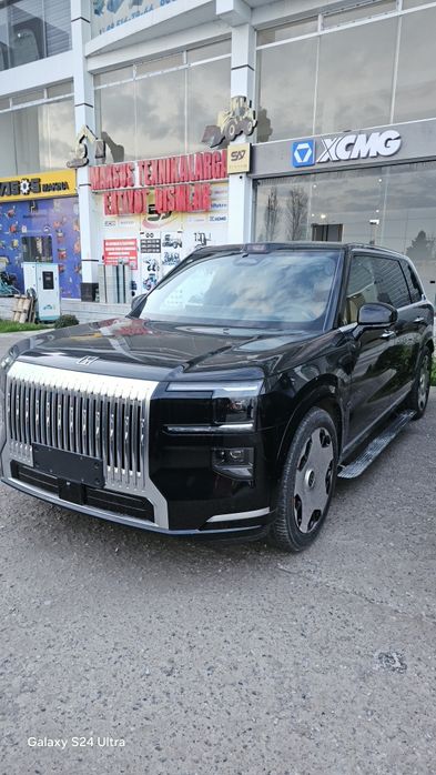 Zeekr 9X Ultra Hybrid Hyper dan bitta oldingi pozitasiya