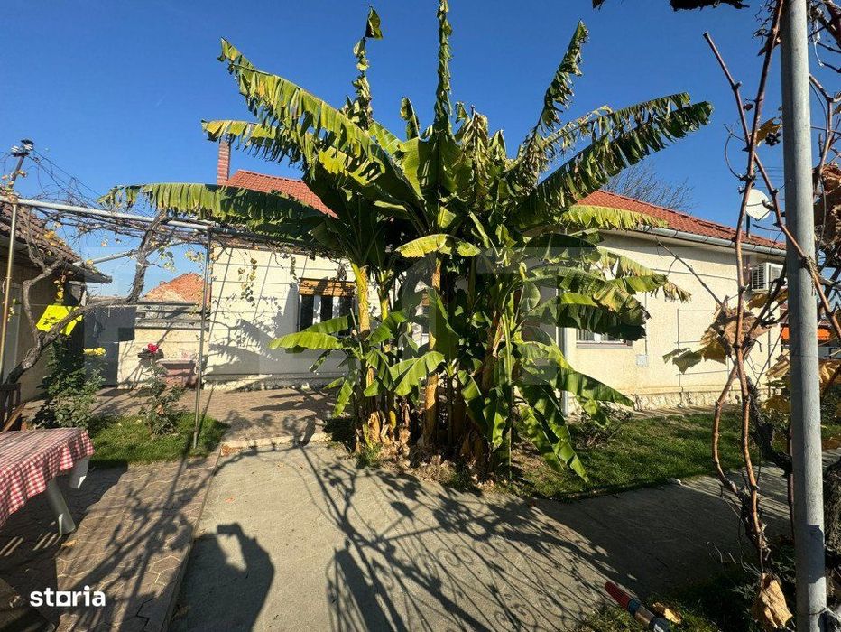 Teren 3450mp de vanzare cu o casa 3 camere, Grigorescu