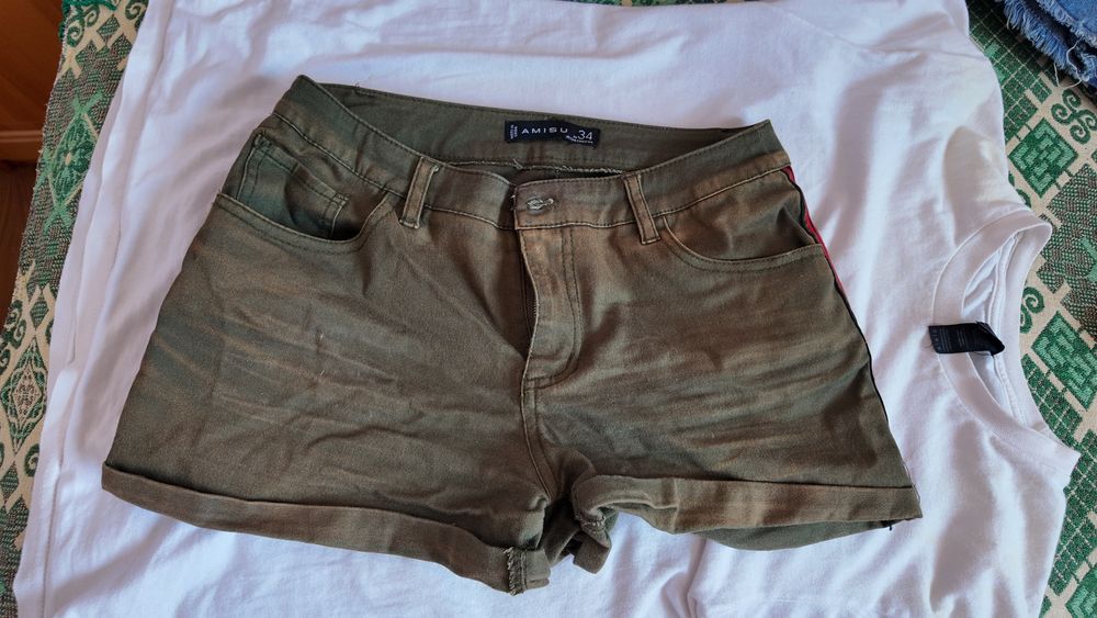 Къси панталонки .