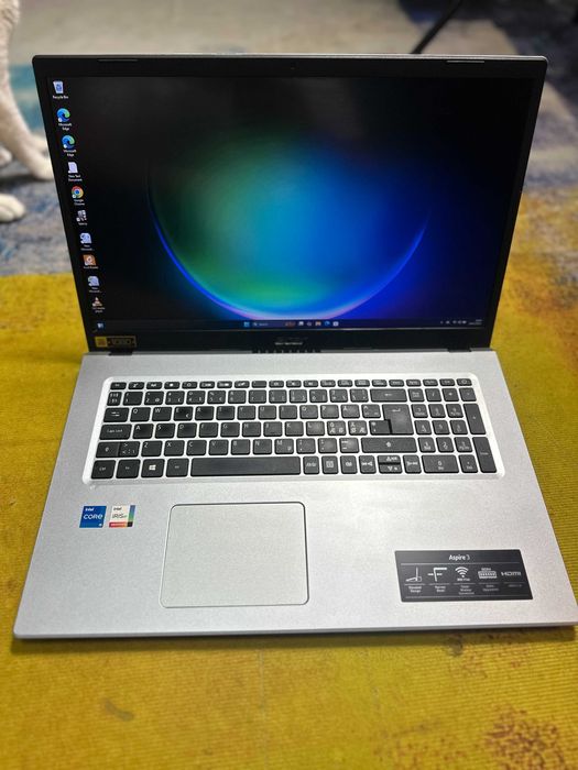 Laptop Acer Aspire 3, 17.3 led full hd,
