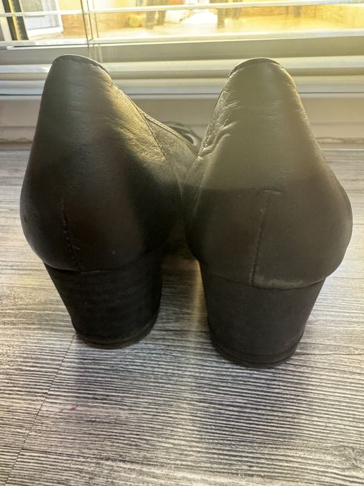 Дамски обувки естествена кожа