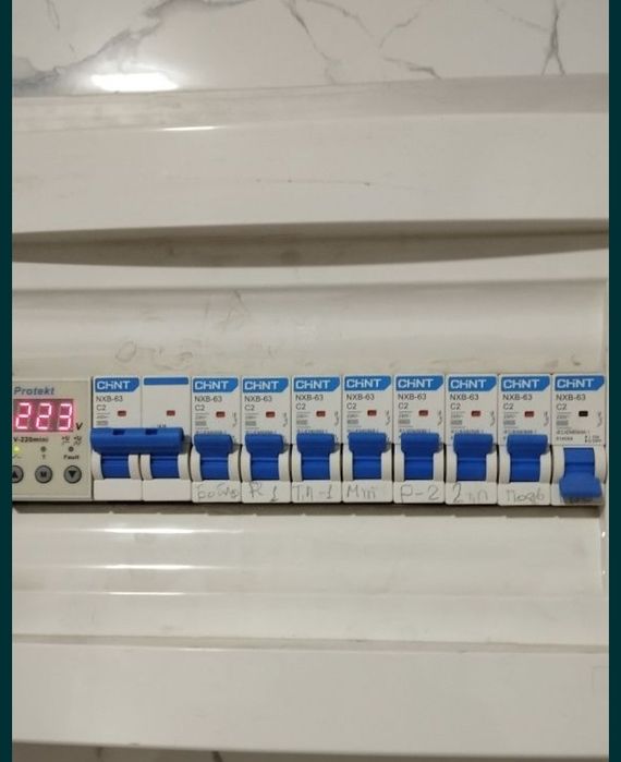 Электрика ишларини киламиз 220 380 v 0 дан подключь килиника дом учас