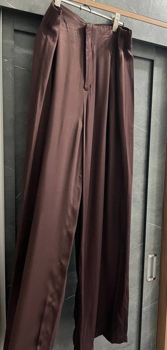 Коричневые брюки из Zara