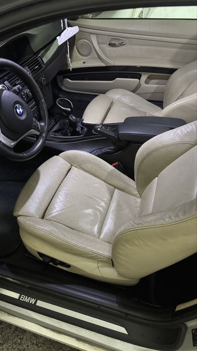 БМВ Е92 пълен комплект салон от ЛЯВ волан седалки с подгрев