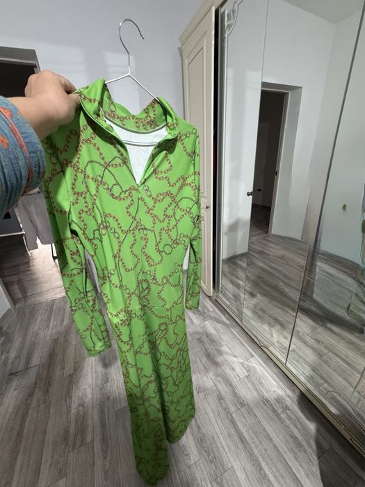 Платье в хорошем состояний