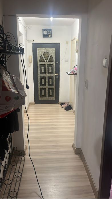 Apartament cu 2 camere, strada Parâng