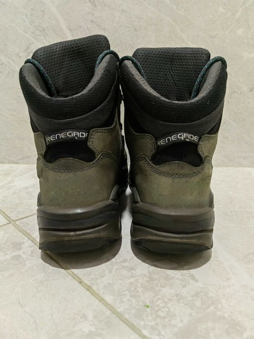 Туристически обувки LOWA Gore-Tex Обувки за лов  туризъм или студ 44