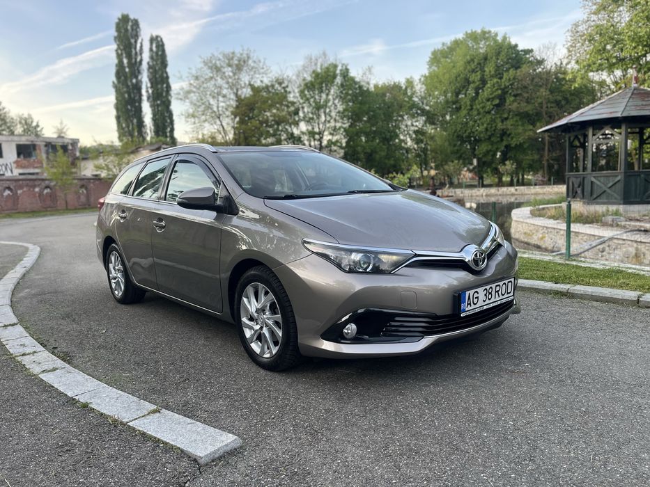 Vand Toyota Auris 2016 Euro6
