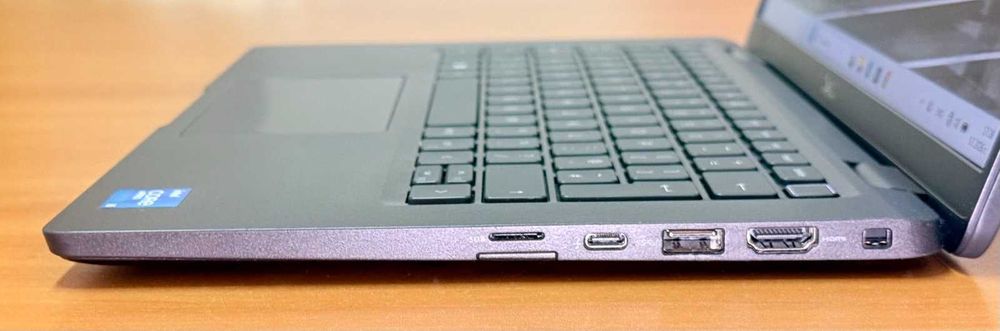 Dell Latitude 7320 / i5-1145G7 / 16GB RAM / 256GB SSD / 13,3' FHD IPS / Win 11 Pro
